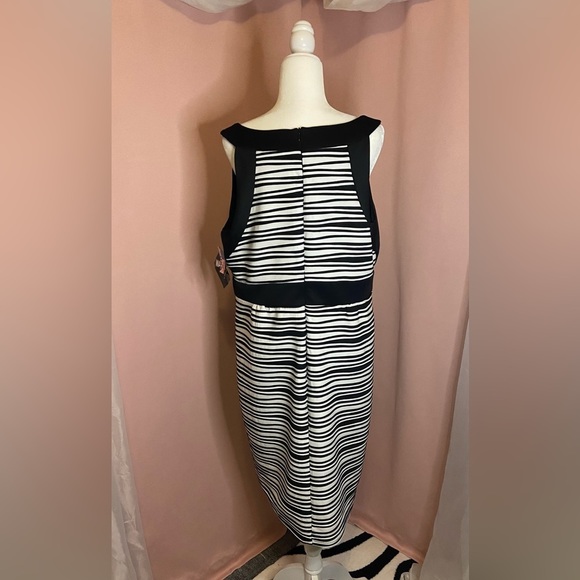NWT R&M Richards Sleeveless Scoop Neck Black & White Ribbed Cocktail Dress: BB74 - Picture 12 of 15